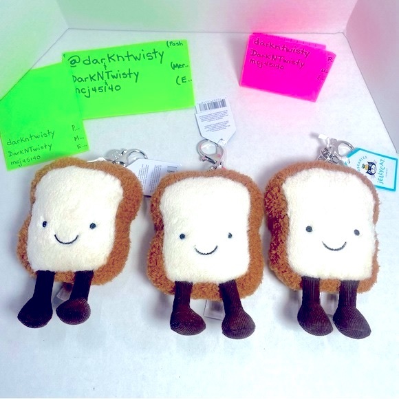 BNWT JELLYCAT AMUSEABLE TOAST BAG CHARM - Picture 10 of 14